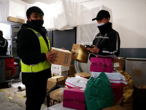 本田金翼 本田金翼黑武士摩托车多少钱