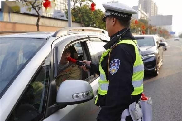 重庆5000余名申通快递员参加工伤保险 重庆5000余名申通快递员参加工伤保险