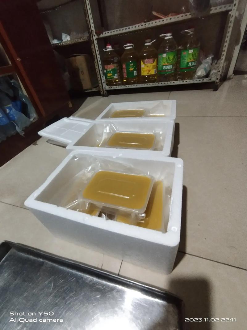 汶川地震被救起的女孩 17年后和救她的军人结婚了 汶川地震被救起的女孩 17年后和救她的军人结婚了