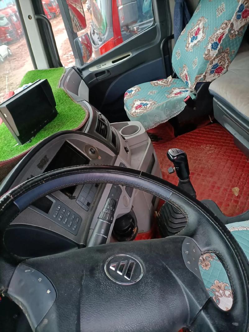 国产小青蛙3p快递员