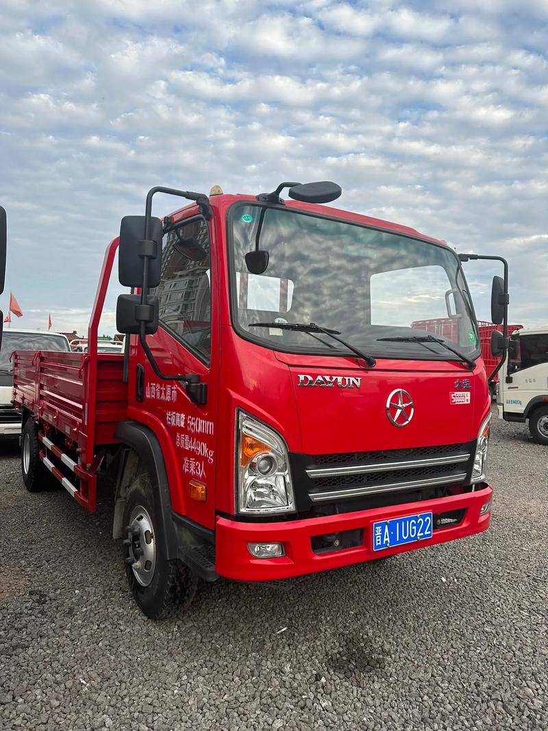 多家快递喊涨价 贵阳快递小哥 收入反而下降