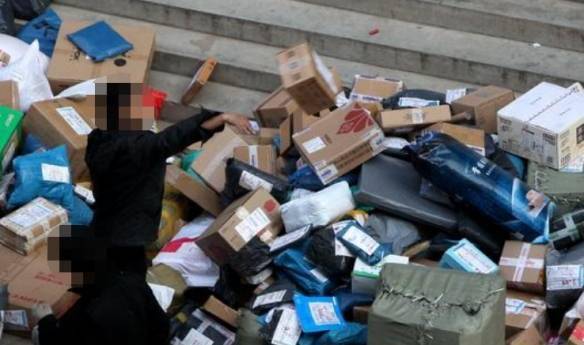 我国快递包装年耗用量惊人 胶带一年可绕赤道