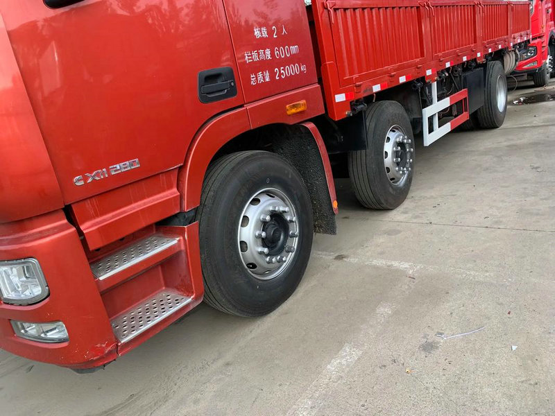 张小斐背景 张小斐什么来头