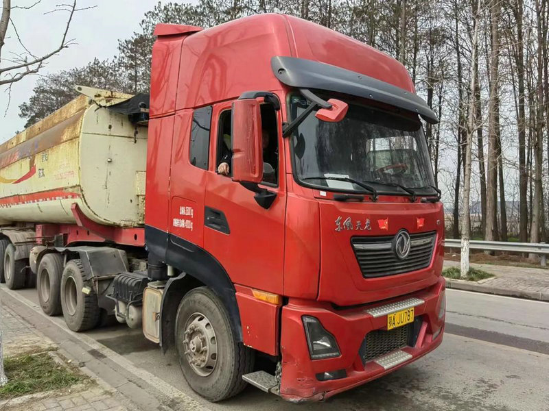 双11十年 电商推升快递发展 物流爆仓成过