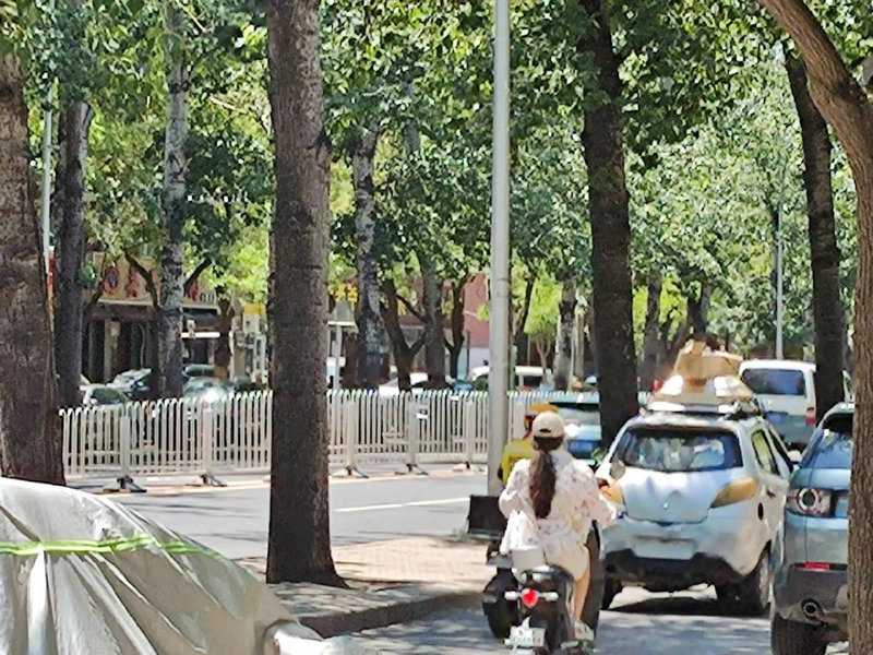 限塑令遇尴尬 快递业一年要120亿个塑料袋 限塑令遇尴尬 快递业一年要120亿个塑料袋