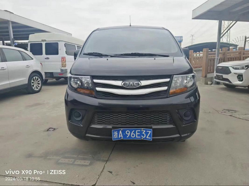 李雨晴的妈妈是个什么人 李雨晴的妈妈是个什么人