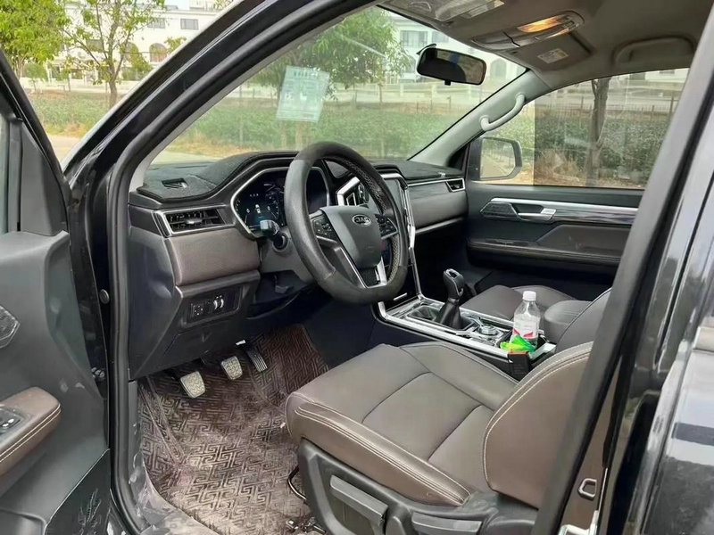 韩后创始人曾有3套豪宅如今剩1车位