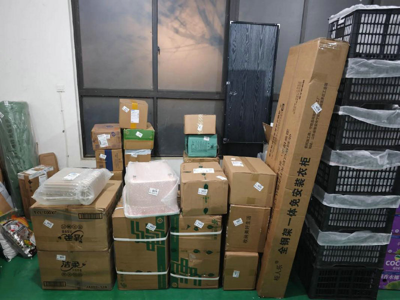 快递旺季全国新招49万临时工 多家公司开出高薪 快递旺季全国新招49万临时工 多家公司开出高薪