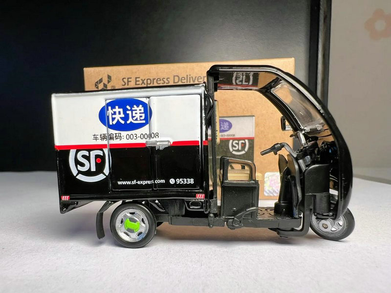 央视网评 回收快递纸箱不如设法精简快递包装 央视网评 回收快递纸箱不如设法精简快递包装