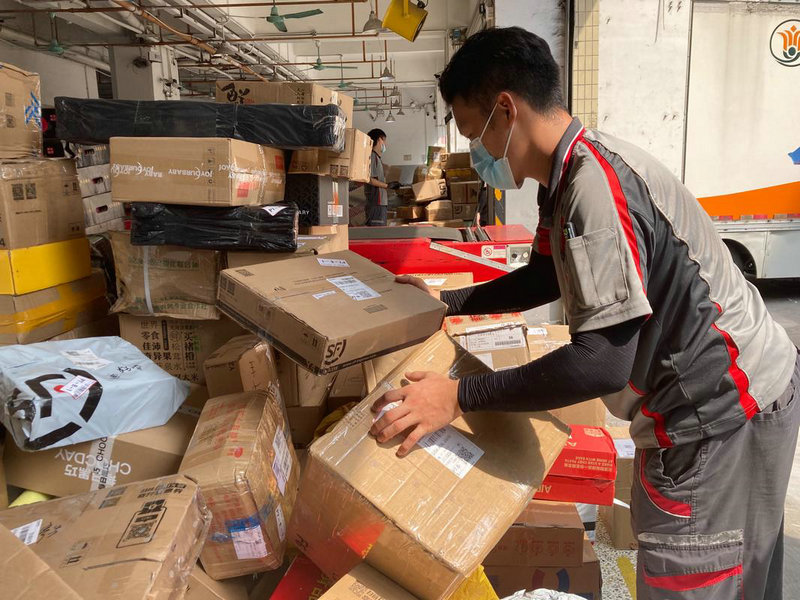 2025年12月份中国快递物流指数环比回落5.7个百分