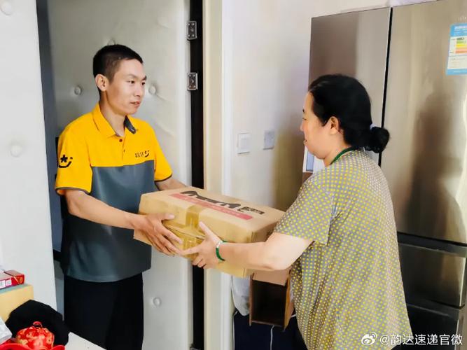 中国邮政快递投诉电话是多少