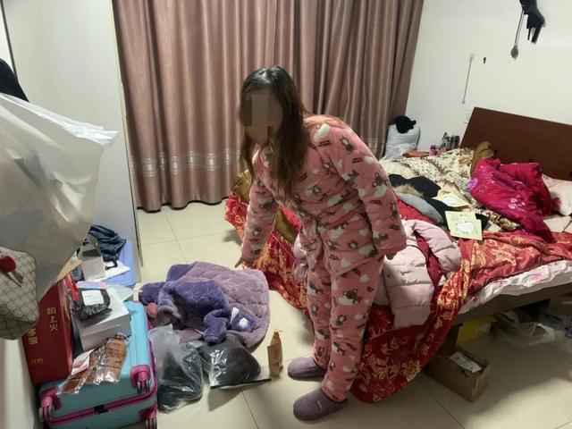 如何选择合适的快递服务来安全运送显示器
