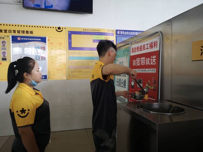 跨境电商拉动空运需求 传统势力遭新秀踢馆