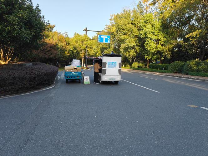 发展路径各不同 电商巨头物流生态圈渐成