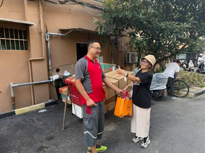 附近物流电话号码查询