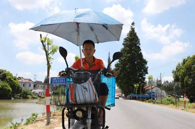 中国图书网发什么快递