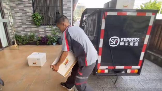 春节期间快递公司都将停运？